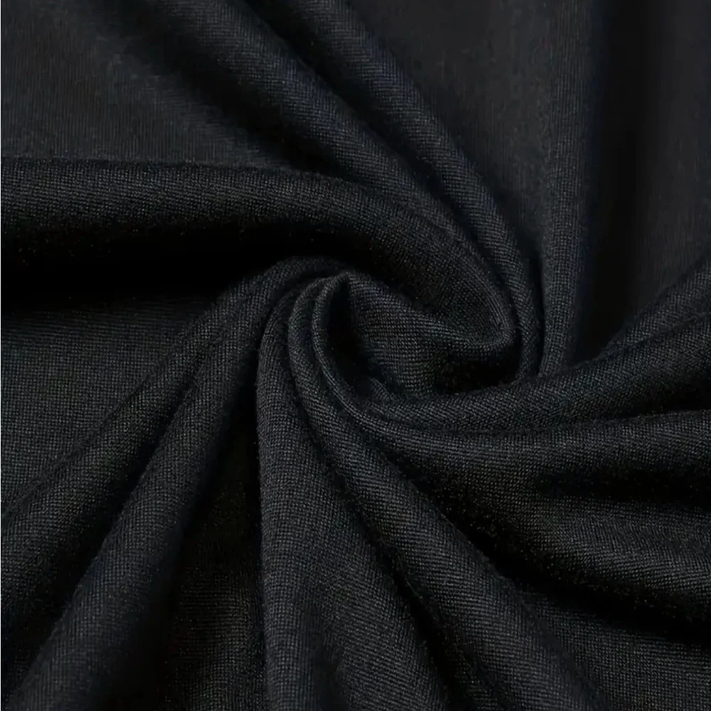 NEW Hello Kitty T-Shirt in Black and Red - Picture 3 of 3